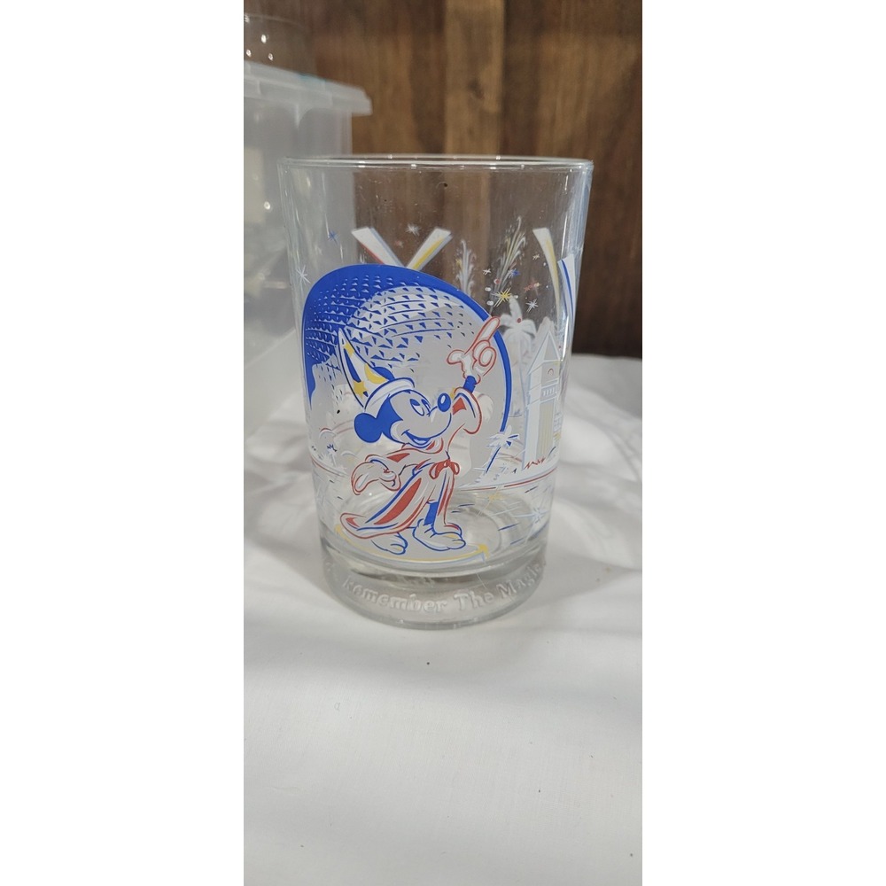 McDonald's Walt Disney World 2000 Celebration Epcot Magic Mickey Mouse Glass Cup